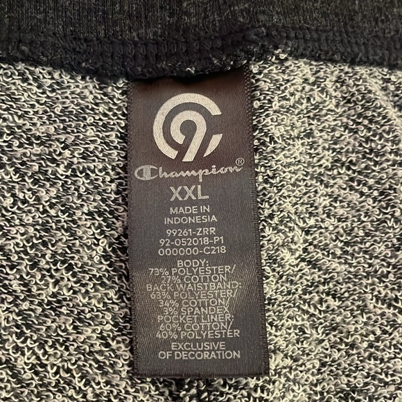 Dark Gray Comfortable Champion Athletic XXL Shorts with Drawstring Waistband - Picture 3 of 4